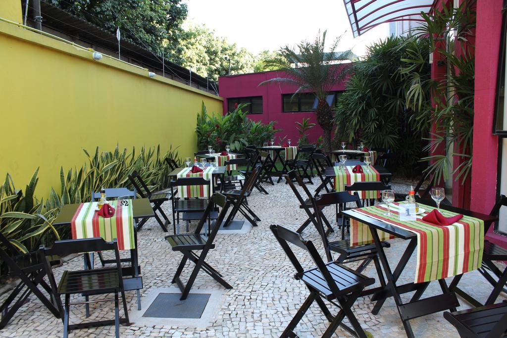 Hotel Dom Henrique Timóteo المظهر الخارجي الصورة