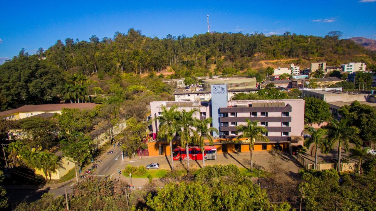 Hotel Dom Henrique Timóteo المظهر الخارجي الصورة